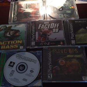 Large assortment of play station games 🌷🌷🌷